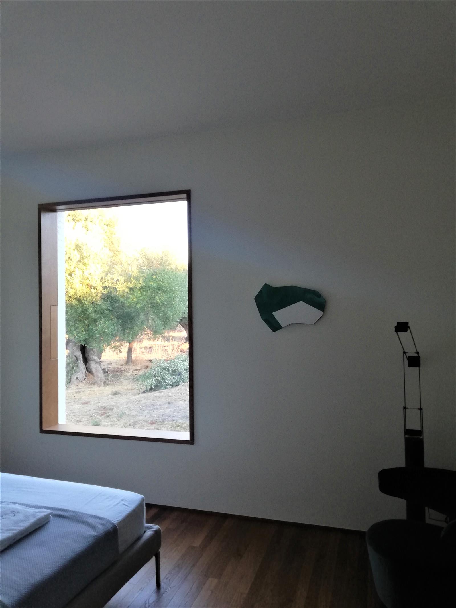 Terre emerse e Blu - Itacahomes e il team di progettisti Hus presentano l'installazione di Giorgio Vicentini nella Villa dell'Eclissi, Carovigno (Br) | 2021 | Site specific  | 